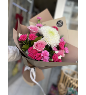 Vip soft pembe beyaz Anastasia  karma buket